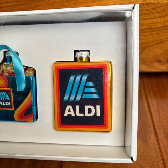 Aldi Finds Merry Moments Glass Ornaments 3 Pack Aisle of Shame, NIB - Picture 6 of 11